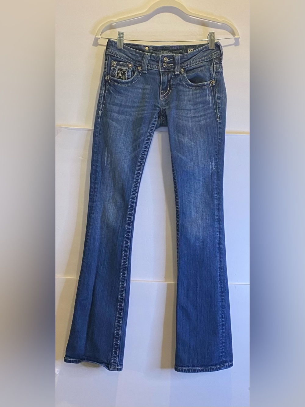 Miss me Mid-Rise Women's Blue Flare Jeans with Classic Stretch💙✨